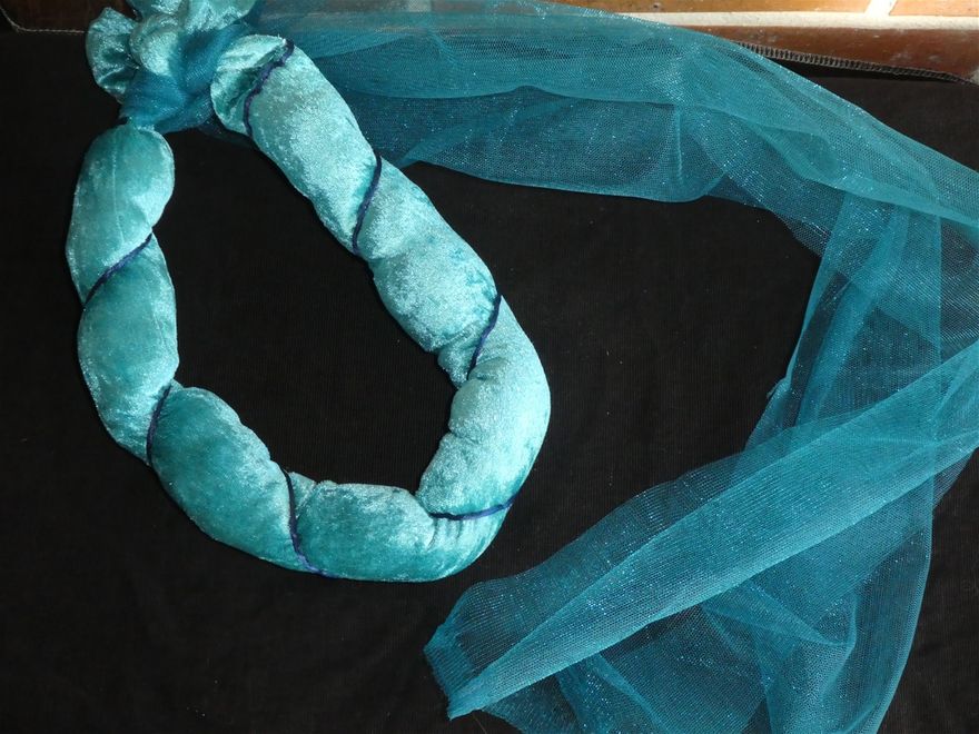 Couronne de princesse ( mazzocchio ), couvre chef florentin.